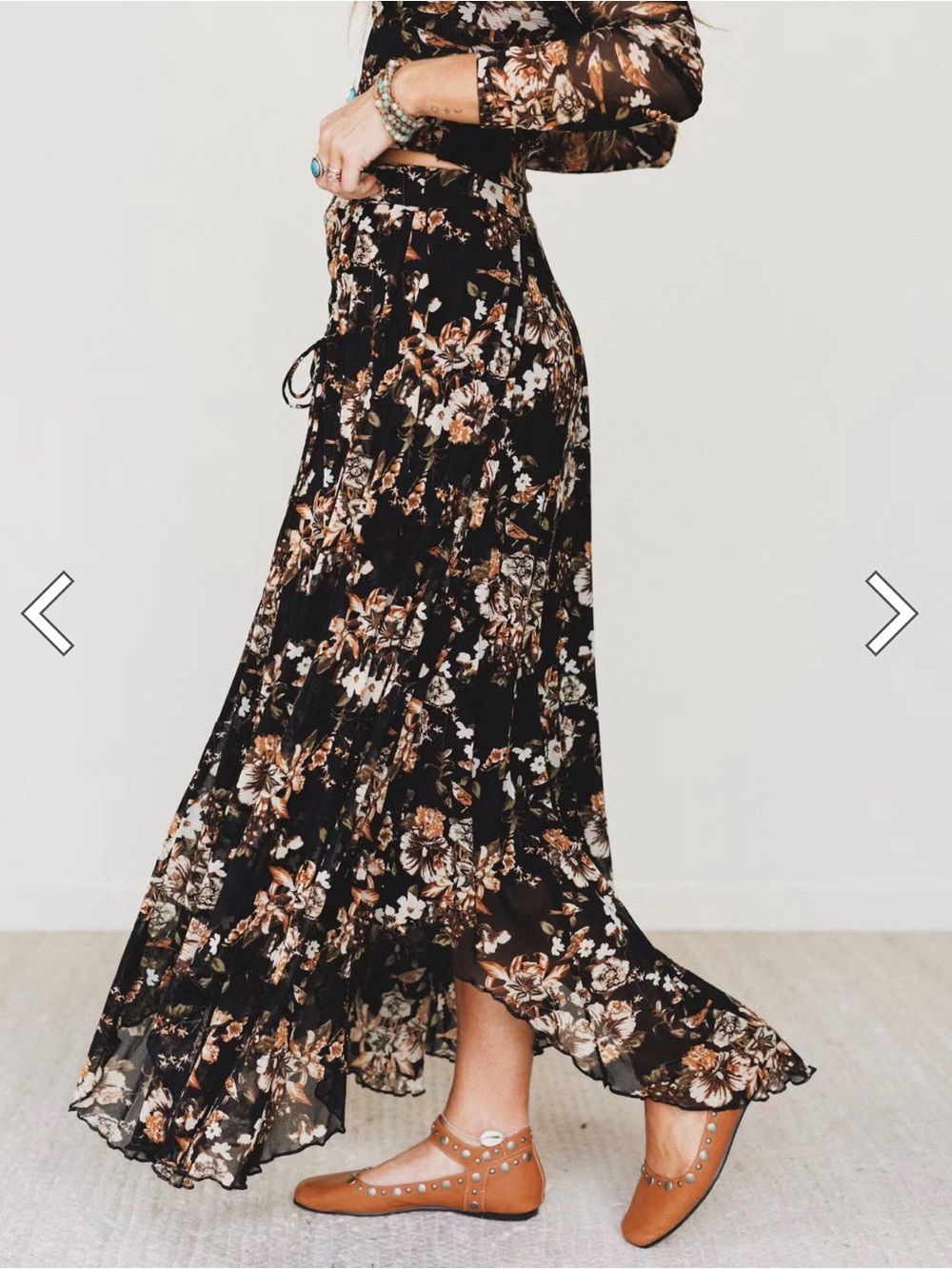 Three Birds Nest Let It Layer Floral Skirt - Picture 2 of 7